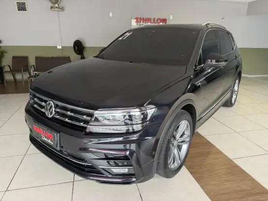VOLKSWAGEN-TIGUAN-2021