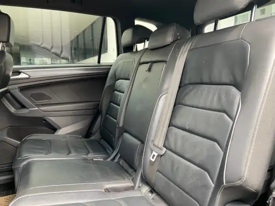 VOLKSWAGEN-TIGUAN-2018