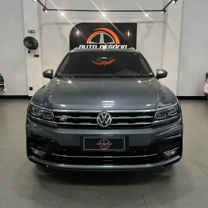 VOLKSWAGEN-TIGUAN-2021