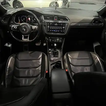 VOLKSWAGEN-TIGUAN-2021