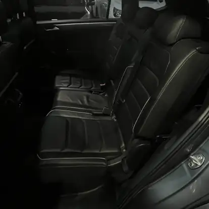 VOLKSWAGEN-TIGUAN-2021