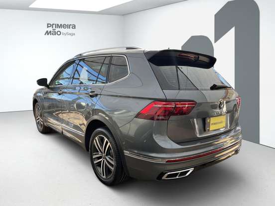 VOLKSWAGEN-TIGUAN-2.0 300 TSI GASOLINA ALLSPACE R-LINE AUTOMÁTICO VOLKSWAGEN-TIGUAN-2023