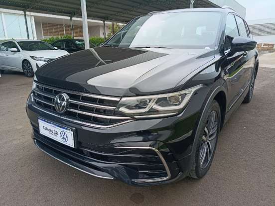 VOLKSWAGEN-TIGUAN-2023