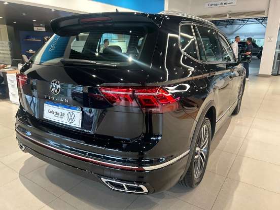 VOLKSWAGEN-TIGUAN-2024