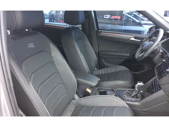 VOLKSWAGEN-TIGUAN-2.0 300 TSI GASOLINA ALLSPACE R-LINE AUTOMÁTICO VOLKSWAGEN-TIGUAN-2024