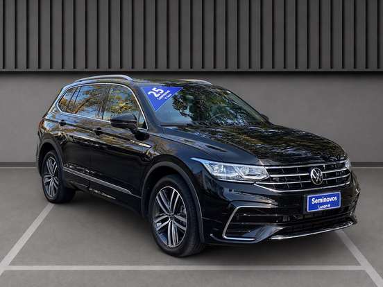 VOLKSWAGEN-TIGUAN-2.0 300 TSI GASOLINA ALLSPACE R-LINE AUTOMÁTICO VOLKSWAGEN-TIGUAN-2024