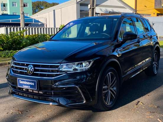 VOLKSWAGEN-TIGUAN-2.0 300 TSI GASOLINA ALLSPACE R-LINE AUTOMÁTICO VOLKSWAGEN-TIGUAN-2024