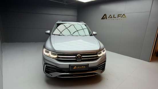 VOLKSWAGEN-TIGUAN-2023