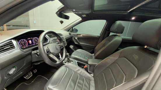 VOLKSWAGEN-TIGUAN-2023