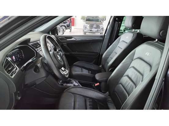 VOLKSWAGEN-TIGUAN-2019