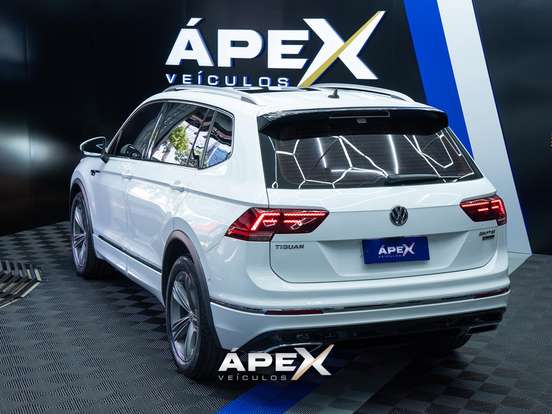 VOLKSWAGEN-TIGUAN-2018