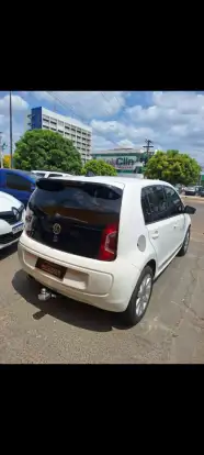 VOLKSWAGEN-UP-2016