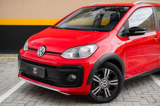 VOLKSWAGEN-UP-2019