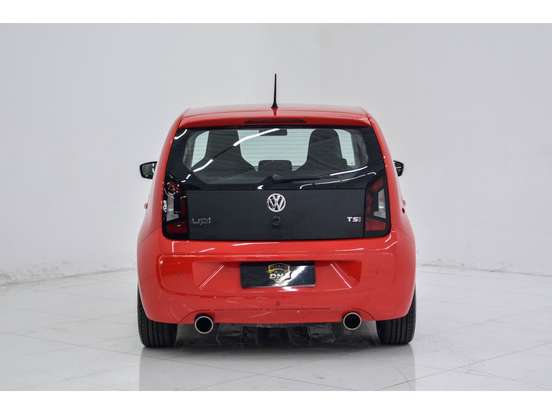 VOLKSWAGEN-UP-2015