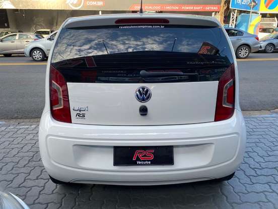 VOLKSWAGEN-UP-2016