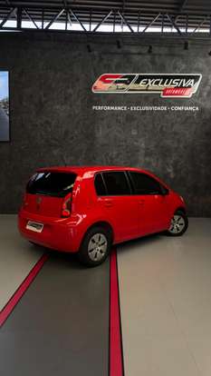 VOLKSWAGEN-UP-2015