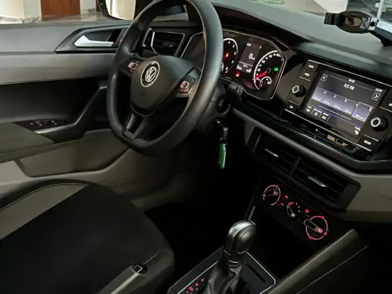 VOLKSWAGEN-VIRTUS-1.0 200 TSI COMFORTLINE AUTOMÁTICO VOLKSWAGEN-VIRTUS-2020