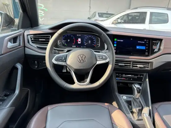 VOLKSWAGEN-VIRTUS-2025