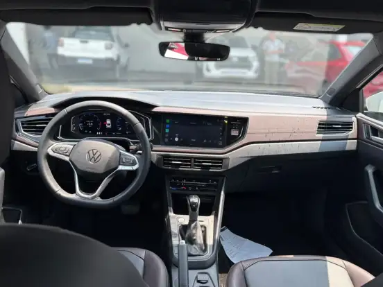 VOLKSWAGEN-VIRTUS-2025