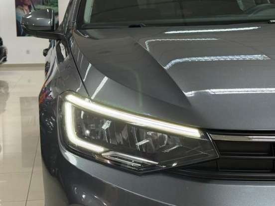 VOLKSWAGEN-VIRTUS-1.0 170 TSI AUTOMÁTICO VOLKSWAGEN-VIRTUS-2025