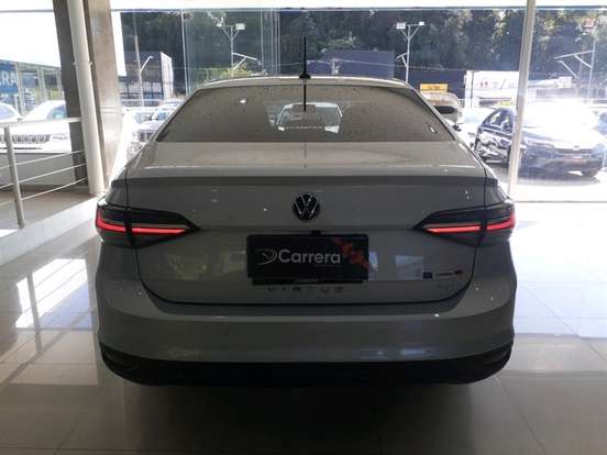 VOLKSWAGEN-VIRTUS-2024