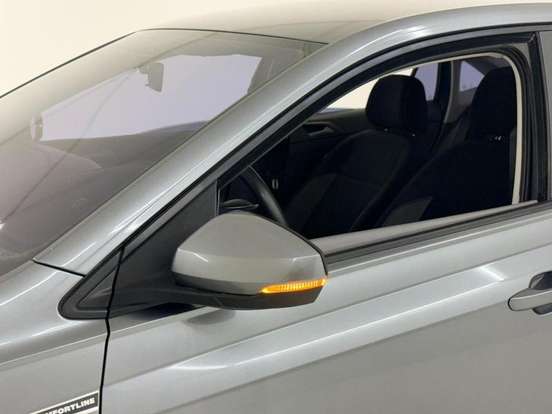 VOLKSWAGEN-VIRTUS-1.0 200 TSI COMFORTLINE AUTOMÁTICO VOLKSWAGEN-VIRTUS-2021