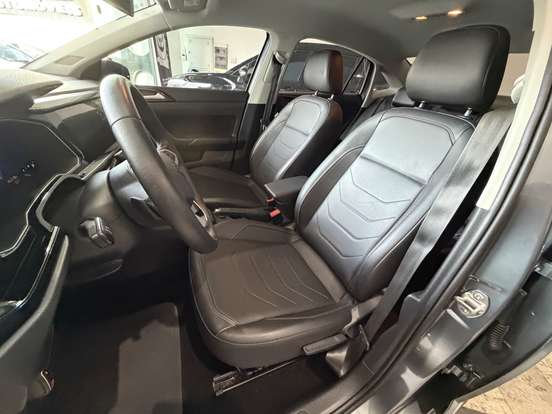 VOLKSWAGEN-VIRTUS-1.0 200 TSI COMFORTLINE AUTOMÁTICO VOLKSWAGEN-VIRTUS-2024