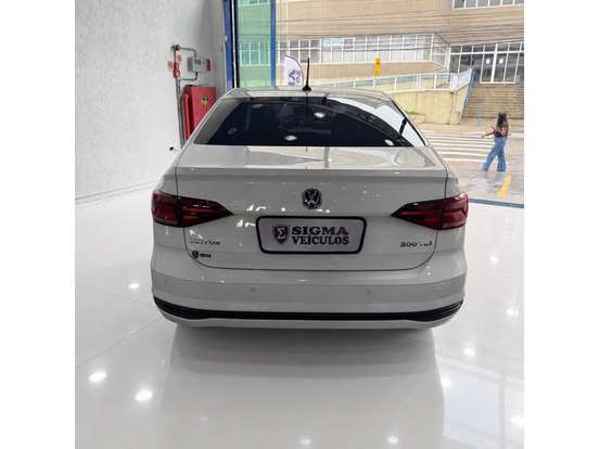VOLKSWAGEN-VIRTUS-1.0 200 TSI COMFORTLINE AUTOMÁTICO VOLKSWAGEN-VIRTUS-2021