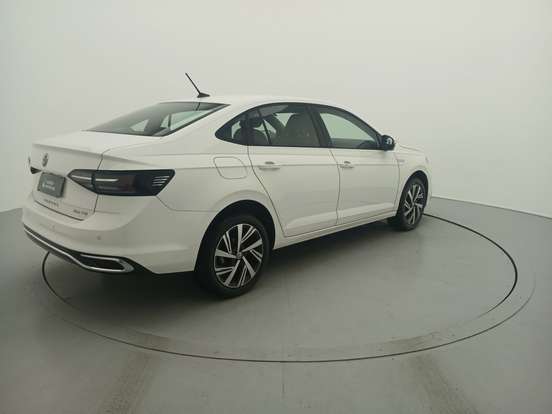 VOLKSWAGEN-VIRTUS-2024