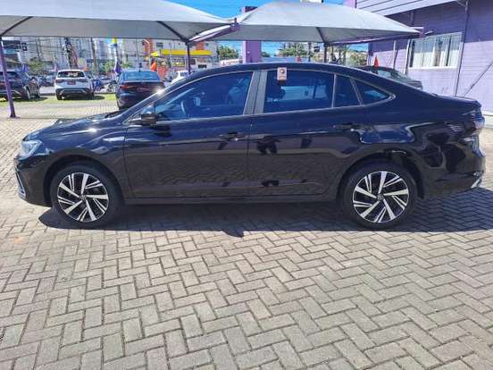 VOLKSWAGEN-VIRTUS-2023