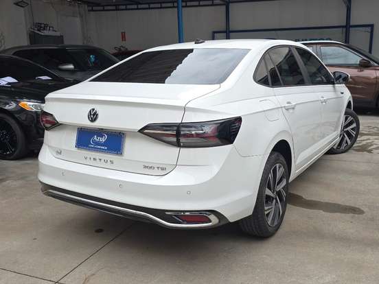 VOLKSWAGEN-VIRTUS-2024