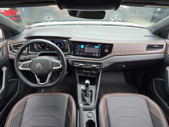 VOLKSWAGEN-VIRTUS-2024
