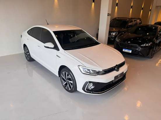 VOLKSWAGEN-VIRTUS-1.0 200 TSI HIGHLINE AUTOMÁTICO VOLKSWAGEN-VIRTUS-2025