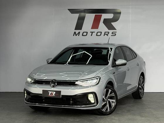 VOLKSWAGEN VIRTUS 1.0 200 TSI HIGHLINE AUTOMÁTICO