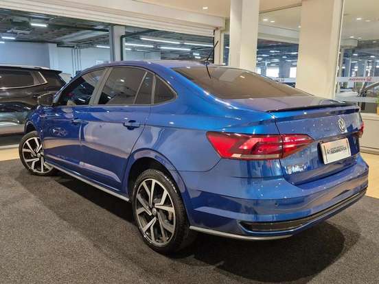 VOLKSWAGEN-VIRTUS-2021