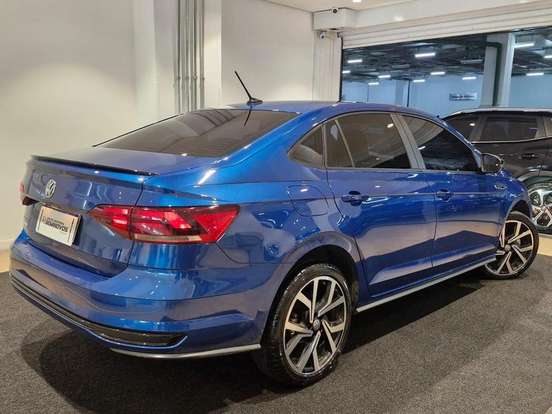 VOLKSWAGEN-VIRTUS-2021