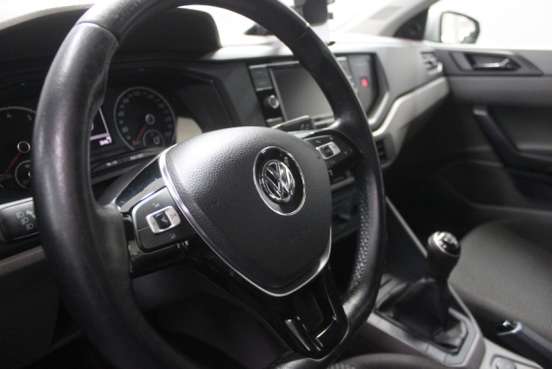 VOLKSWAGEN-VIRTUS-2018