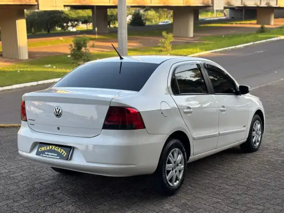 VOLKSWAGEN-VOYAGE-1.0 MI 8V FLEX 4P MANUAL VOLKSWAGEN-VOYAGE-2011