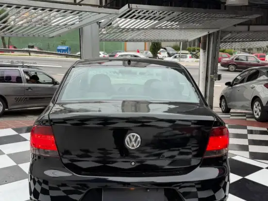 VOLKSWAGEN-VOYAGE-1.0 MI 8V FLEX 4P MANUAL VOLKSWAGEN-VOYAGE-2012