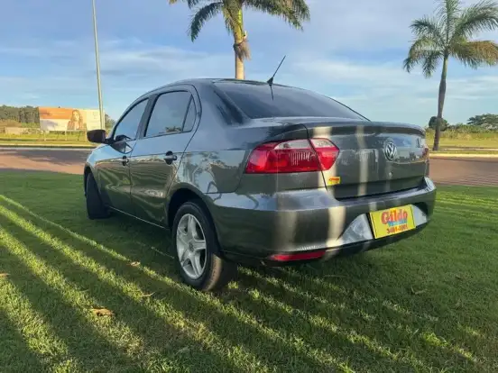 VOLKSWAGEN-VOYAGE-2019