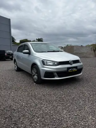 VOLKSWAGEN-VOYAGE-2016