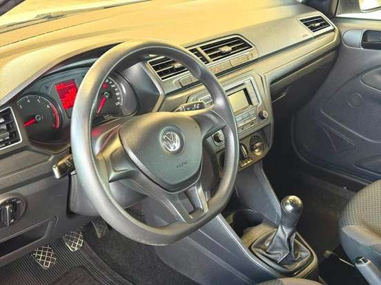 VOLKSWAGEN-VOYAGE-2022