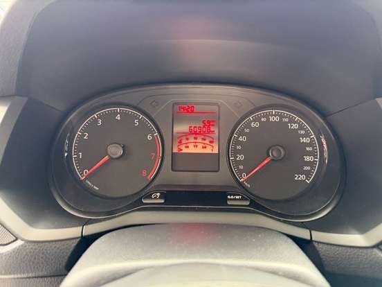 VOLKSWAGEN-VOYAGE-1.0 12V MPI TOTALFLEX 4P MANUAL VOLKSWAGEN-VOYAGE-2022