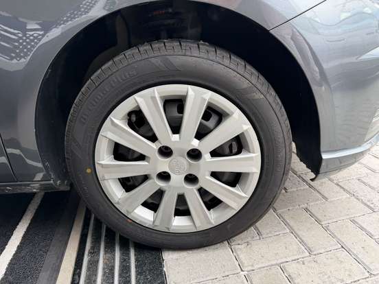 VOLKSWAGEN-VOYAGE-2022