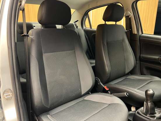 VOLKSWAGEN-VOYAGE-1.0 12V MPI TOTALFLEX 4P MANUAL VOLKSWAGEN-VOYAGE-2022