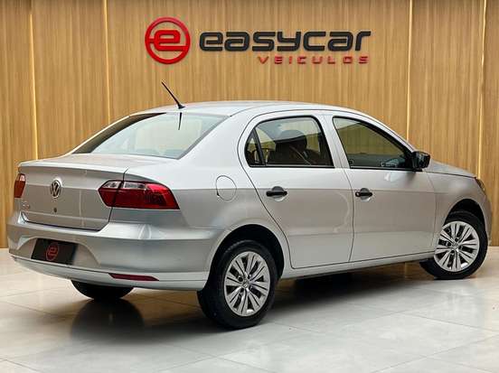 VOLKSWAGEN-VOYAGE-2022