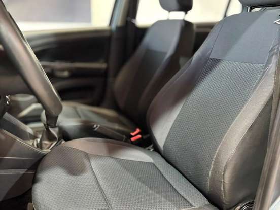 VOLKSWAGEN-VOYAGE-1.0 12V MPI TOTALFLEX 4P MANUAL VOLKSWAGEN-VOYAGE-2020
