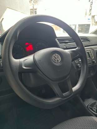 VOLKSWAGEN-VOYAGE-2022