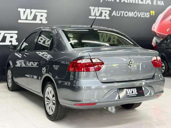 VOLKSWAGEN-VOYAGE-2023