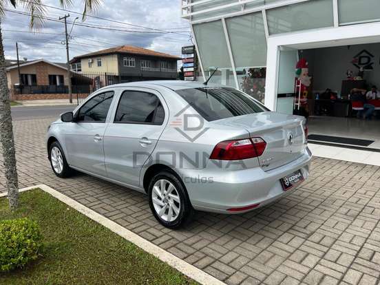 VOLKSWAGEN-VOYAGE-2022